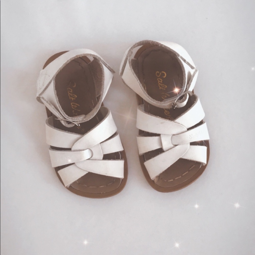 Saltwater sandals baby/toddler size 5